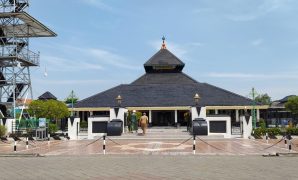 mesjid agung demak