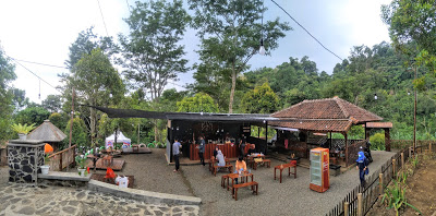 ngopi di gunung lembur