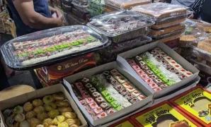 Pagi Hari di Pasar Kue Subuh Senen