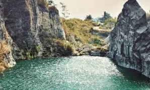 danau batu bacan