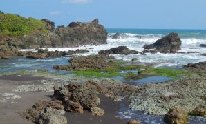 pantai karang tawulan