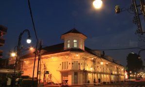 shubuh di jalan braga bandung shubuh di jalan braga bandung