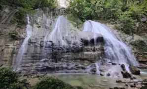 Air Terjun Karmon