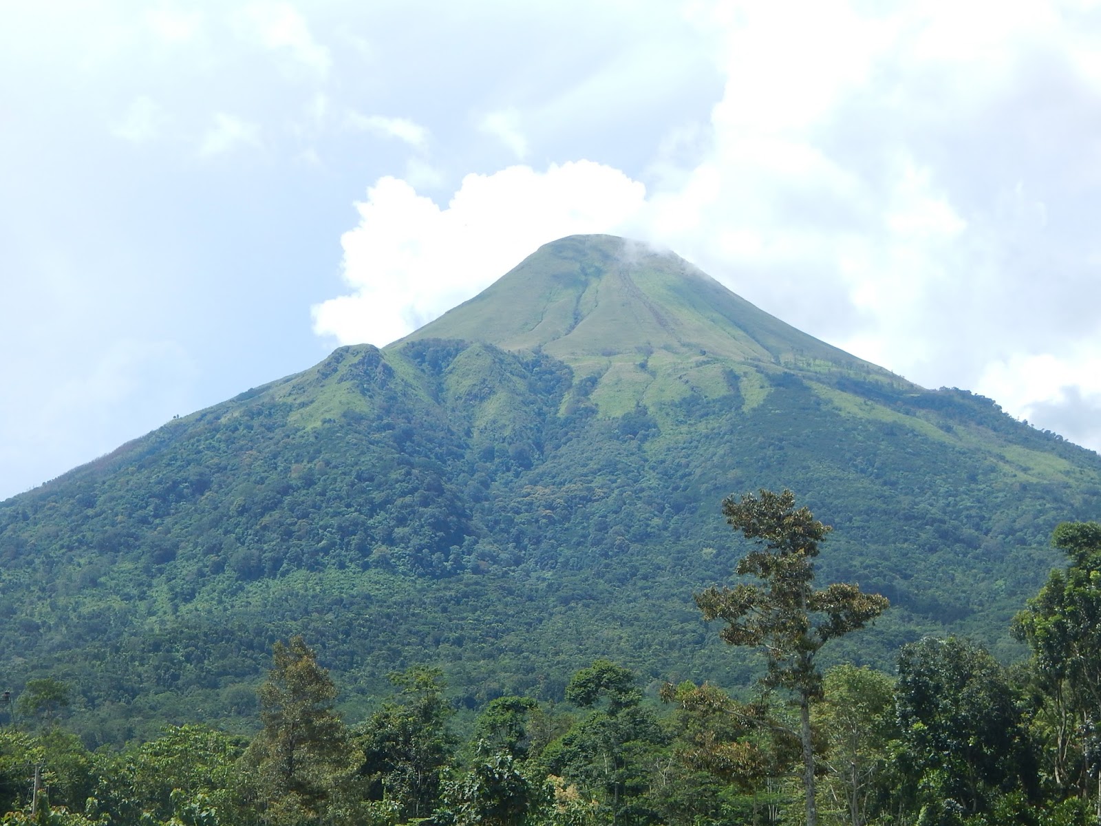 Gunung Penanggungan Mojokerto