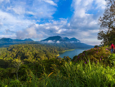 Senja di Tebing Danu Lake View bali