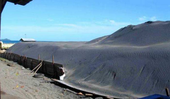 Tambang Pasir Besi di Jember