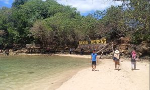 pantai banyu meneng