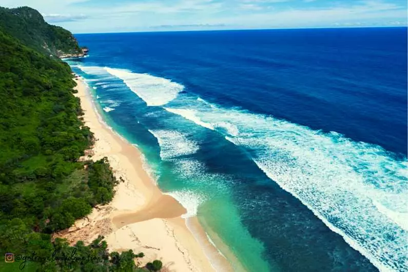 pantai nyang nyang uluwatu