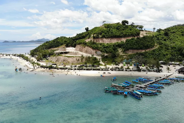 pantai sari ringgung pantai sari ringgung