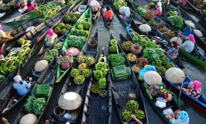 pasar terapung lampung