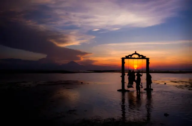 sunset gili trawangan