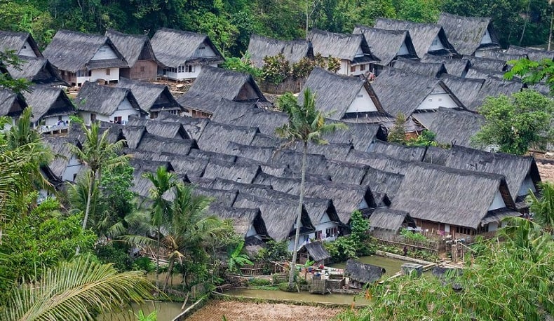 kampung naga tasikmalaya