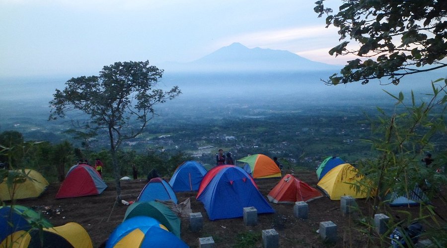 Bukit Alesano di Garut